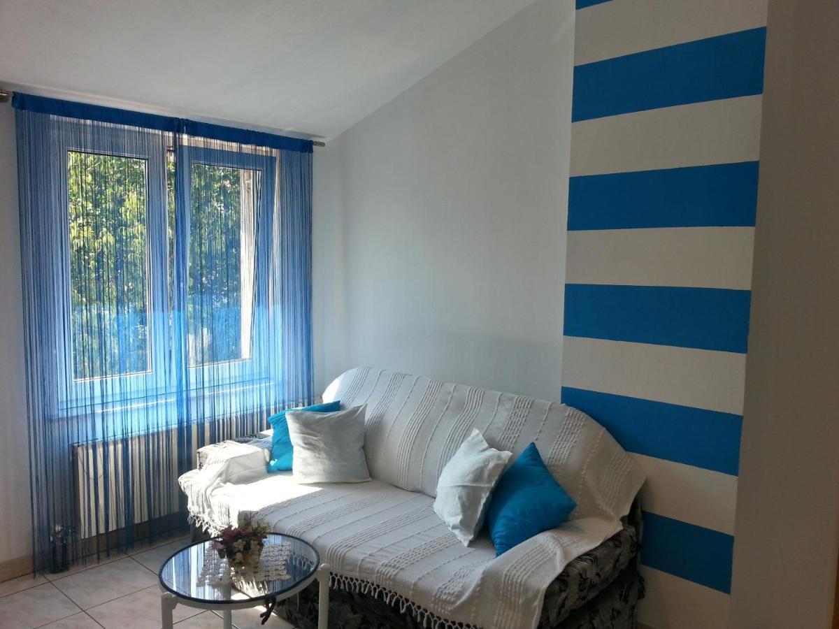 Apartmani Elena Malinska Exterior photo