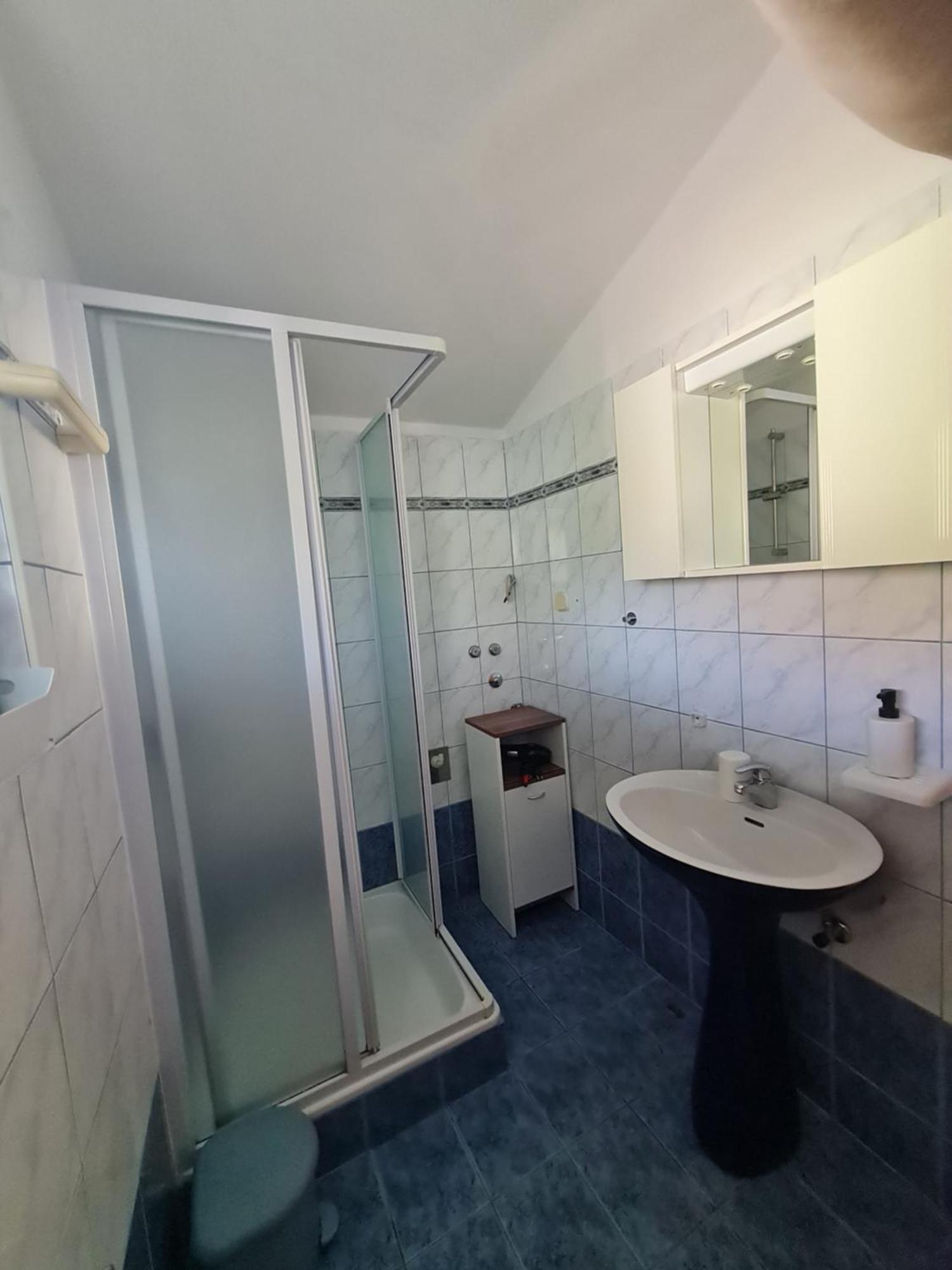 Apartmani Elena Malinska Room photo